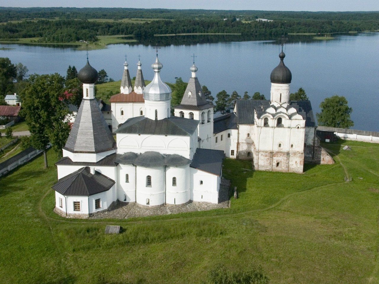 Николовражский монастырь